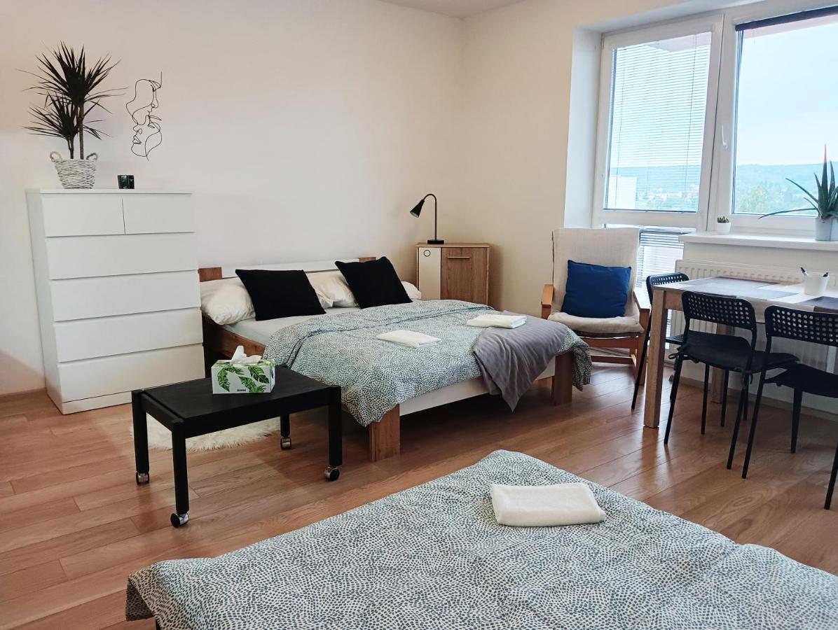 Apartman Bystrc Brno Luaran gambar